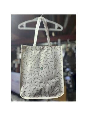 lululemon shopping bag x 3 white large